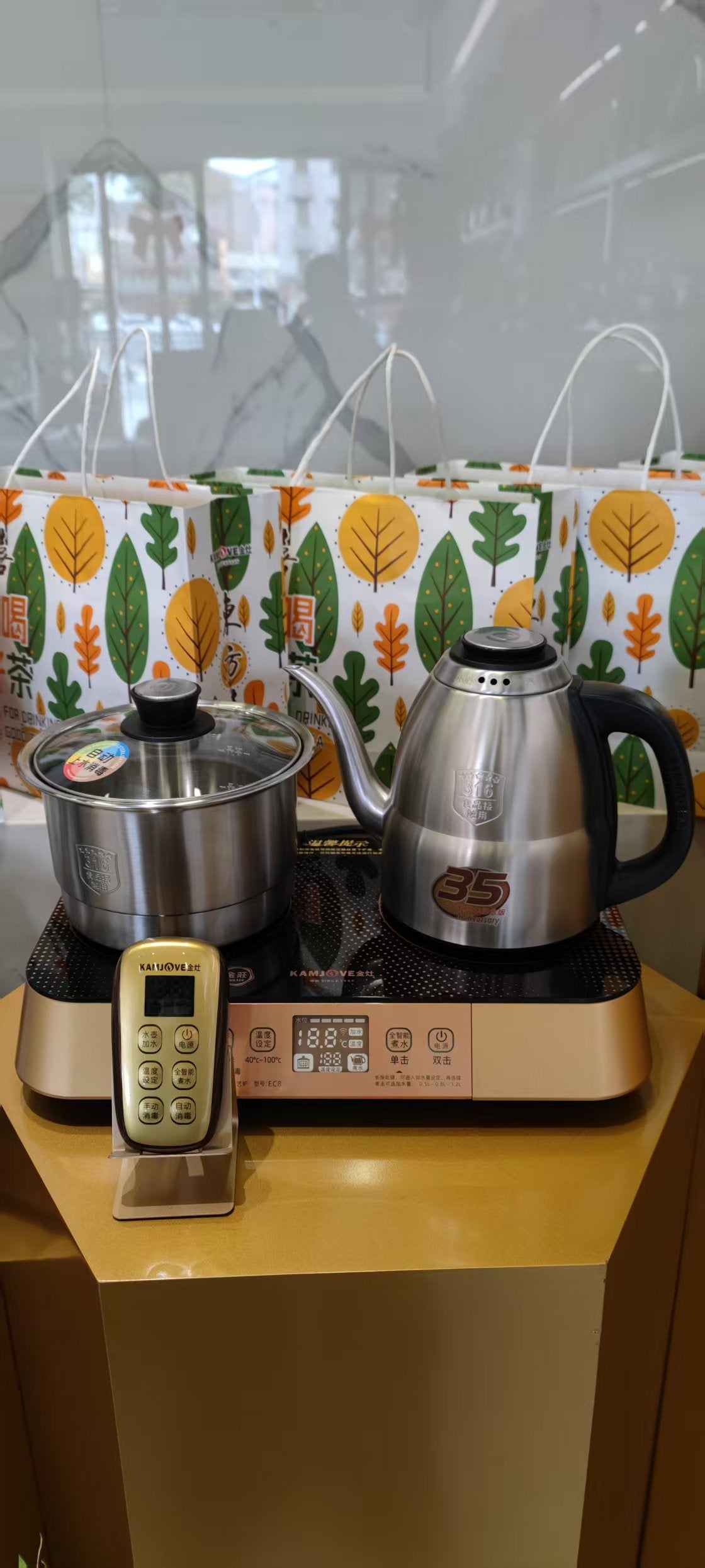 Fully intelligent electric kettle